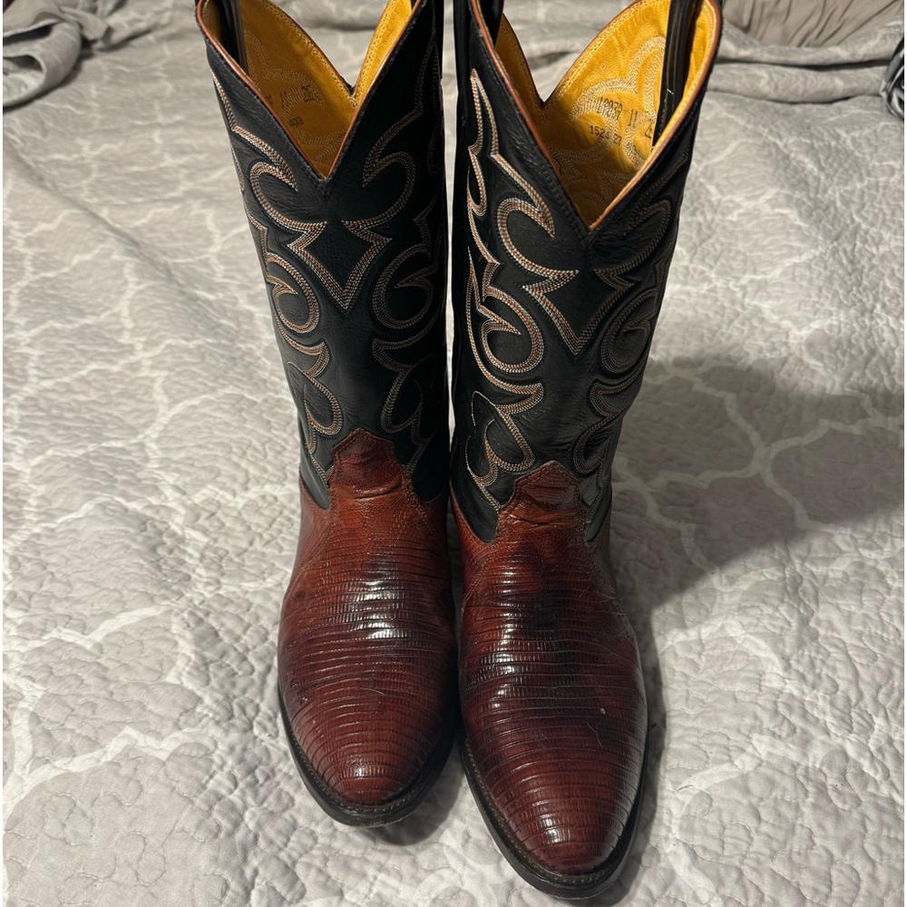 New lizard, skin cowboy boots
